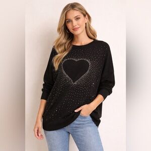 Elegant Black Heart Women's Sweatshirt